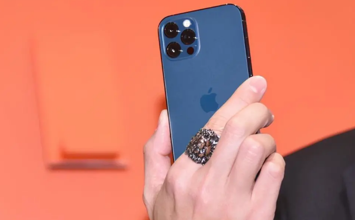 巢湖苹果手机维修分享iPhone12系列重启方法教程 